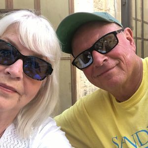 Meet your Posher, Devona